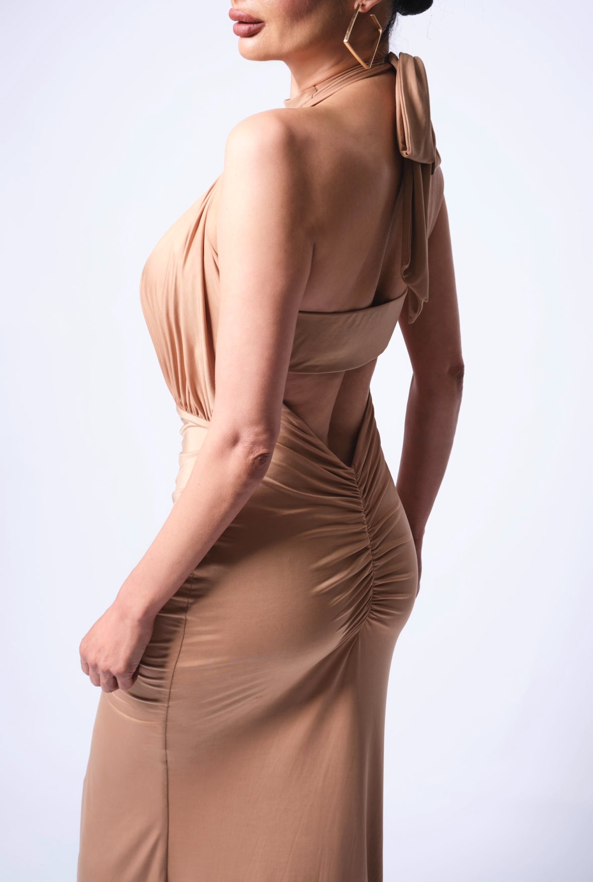 SELENE long halter dress | Gold