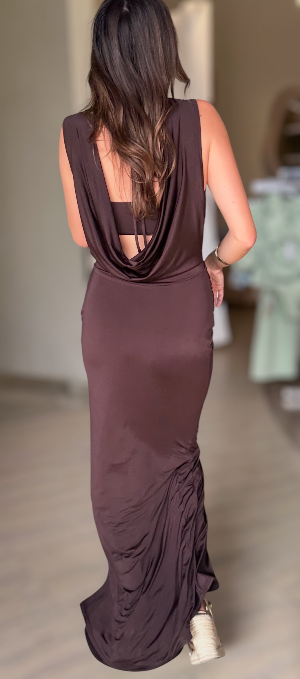 AMARI Chocolate Brown