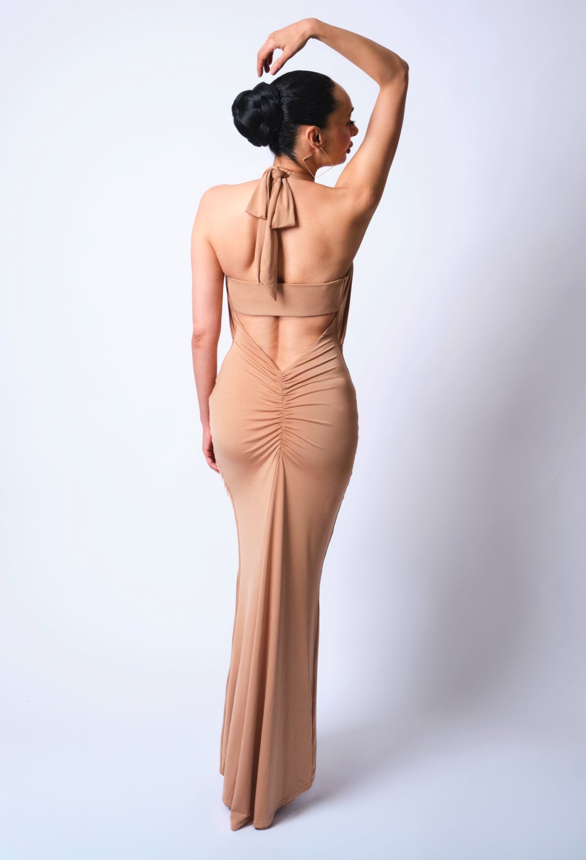 SELENE long halter dress | Gold