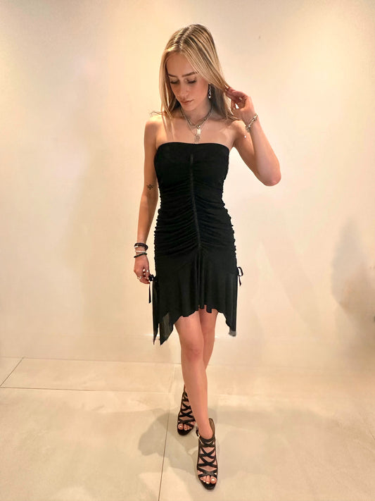 ‘Ruch & Ribbon’ Black Bandeau short dress